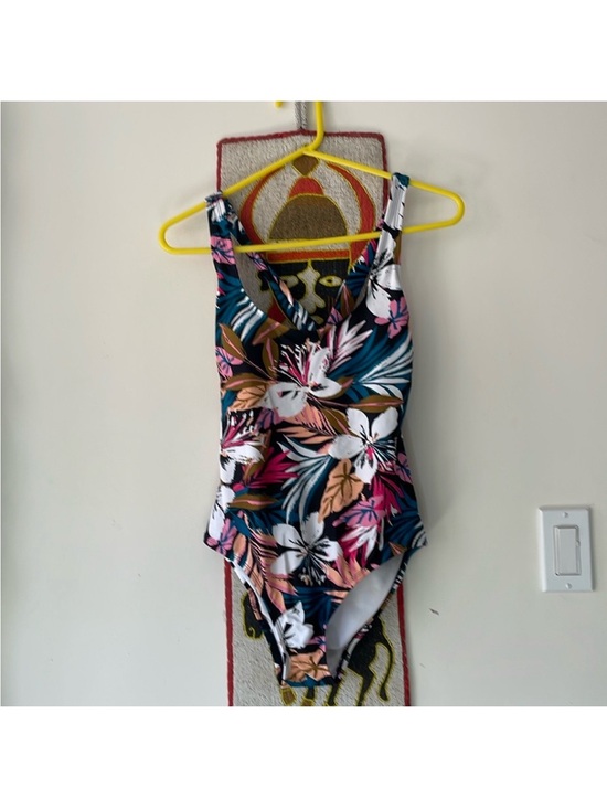 Kona Sol Other - Tropical Floral One-Piece Swimsuit - Multicolor
